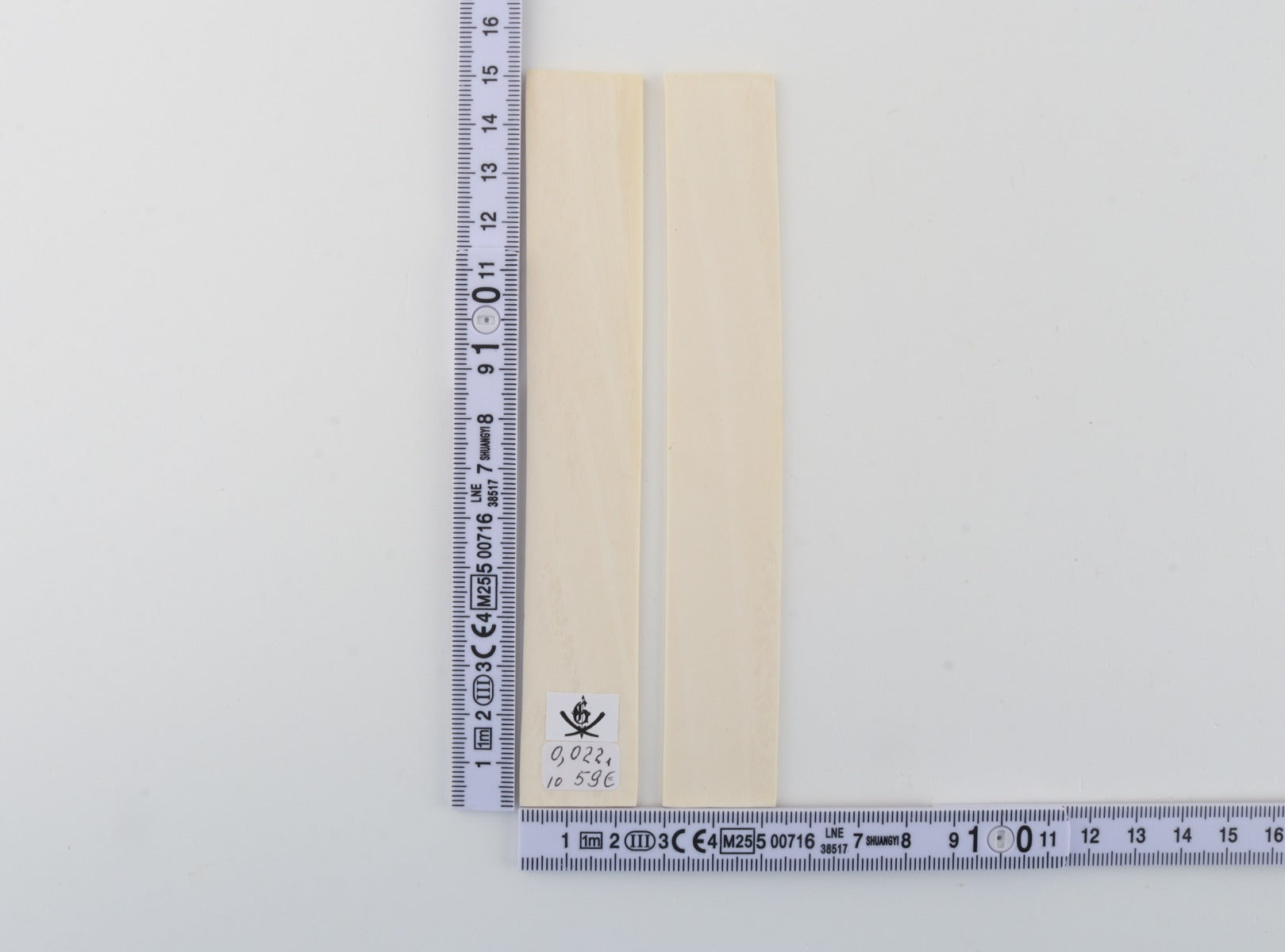 White mammoth ivory scales