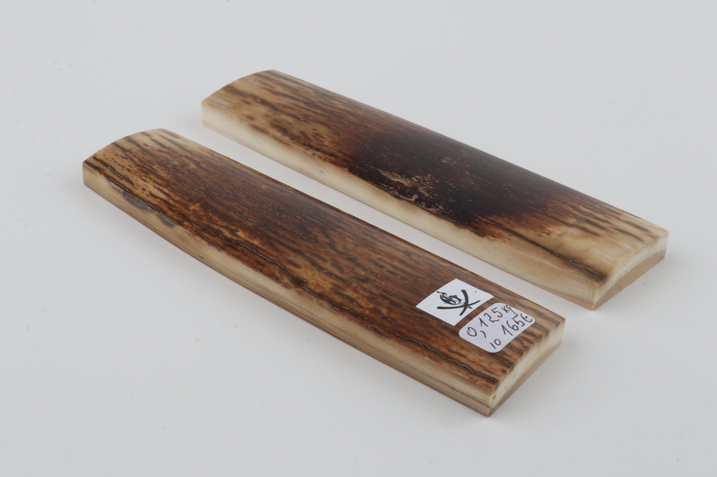 Natural mammoth bark scales