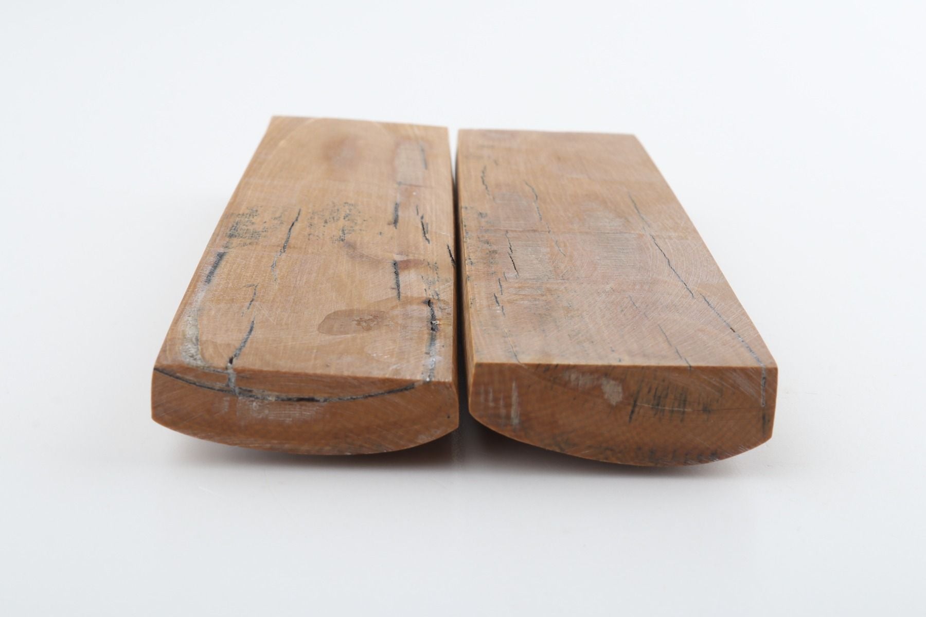 Stabilised mammoth bark scales