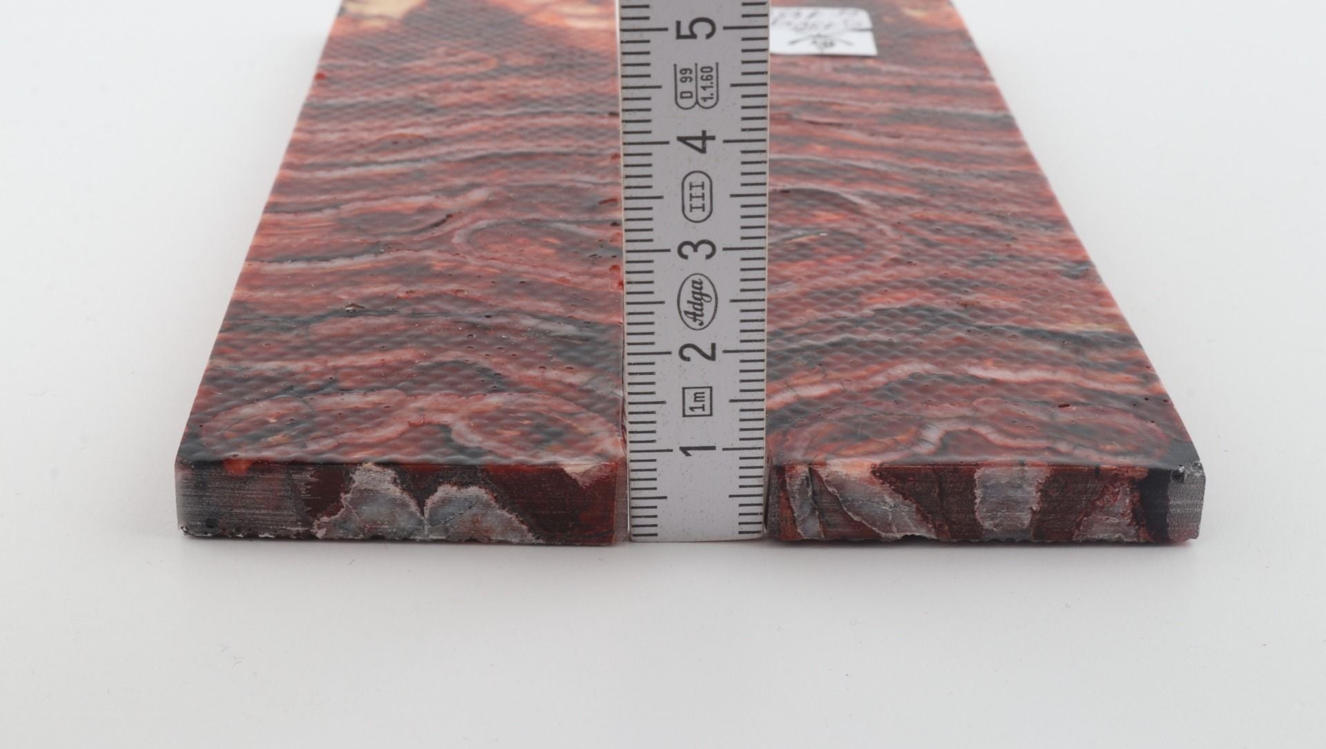 Stabilised mammoth molar scales