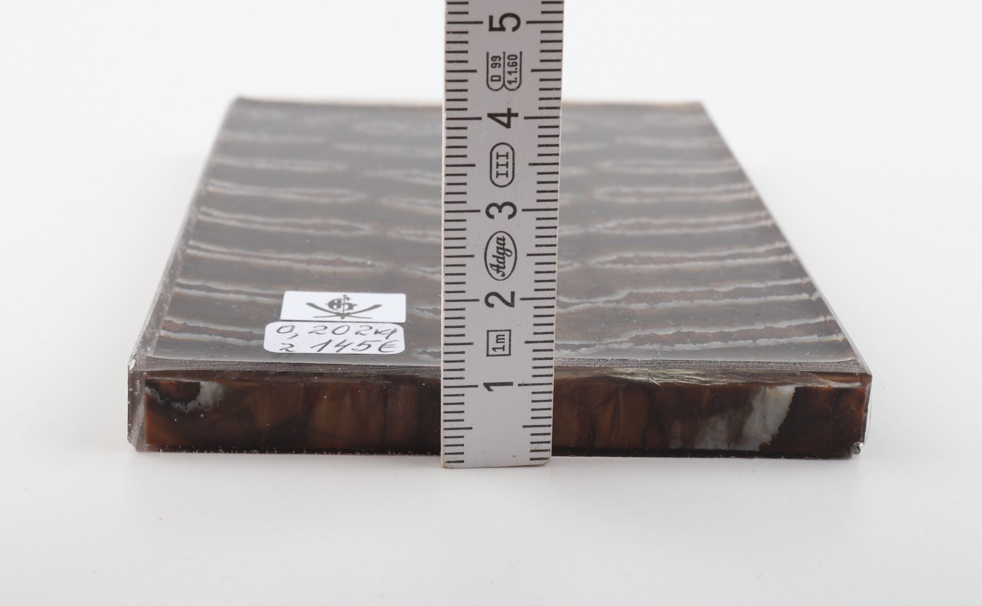 Stabilised mammoth molar scales