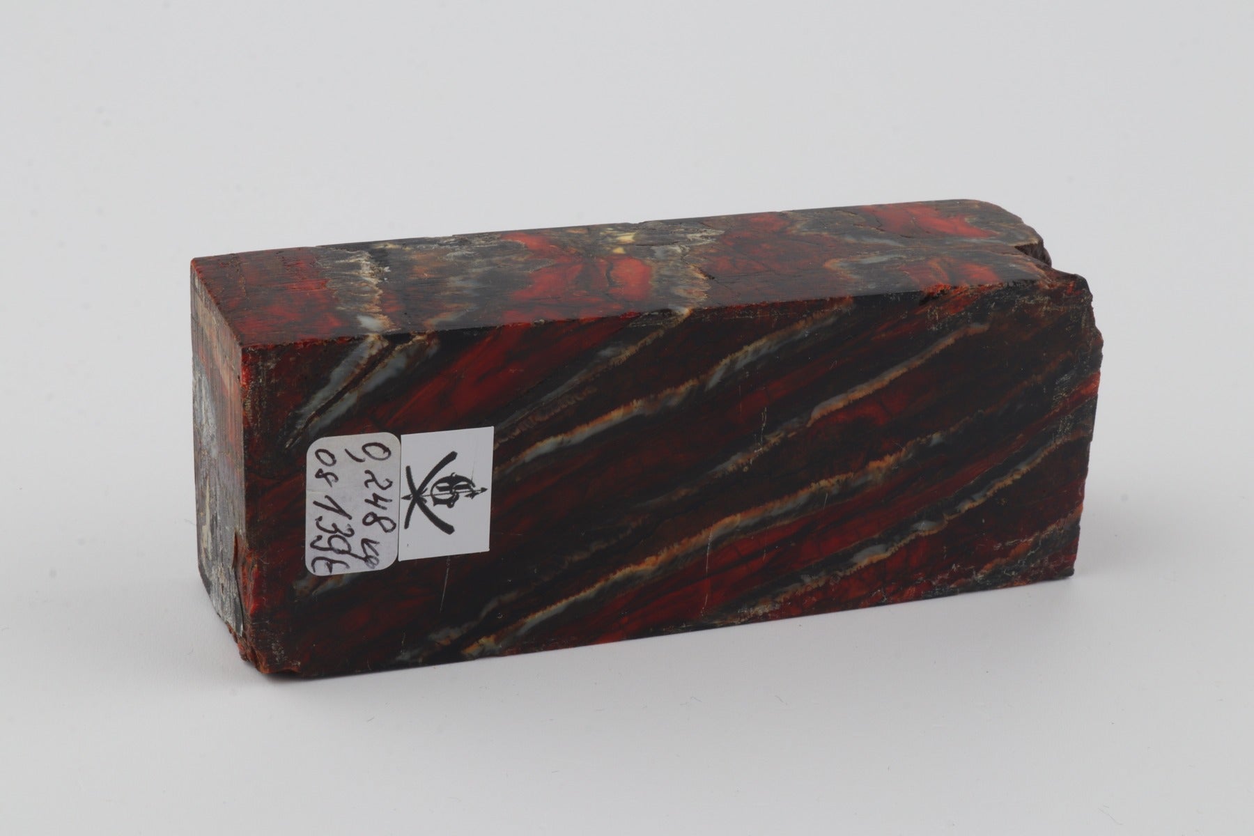 Stabilized mammoth molar block