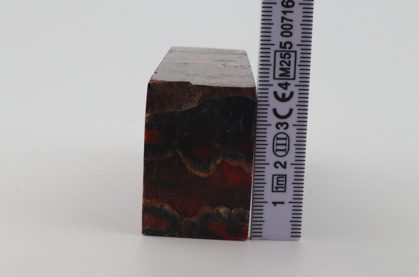 Stabilized mammoth molar block