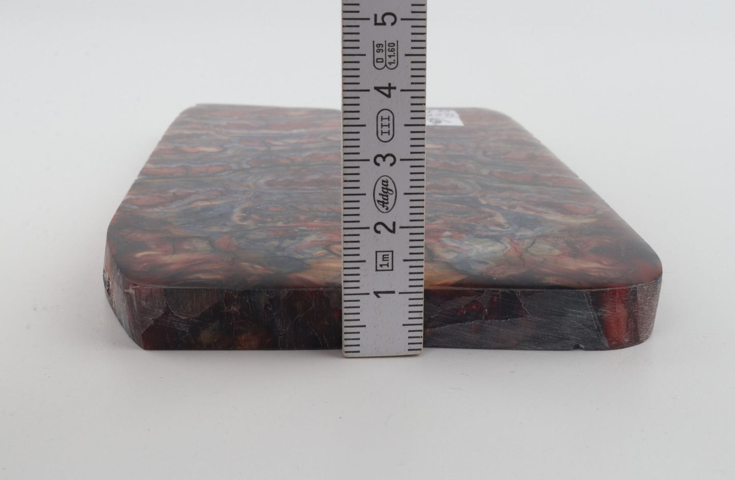 Stabilized mammoth molar scales
