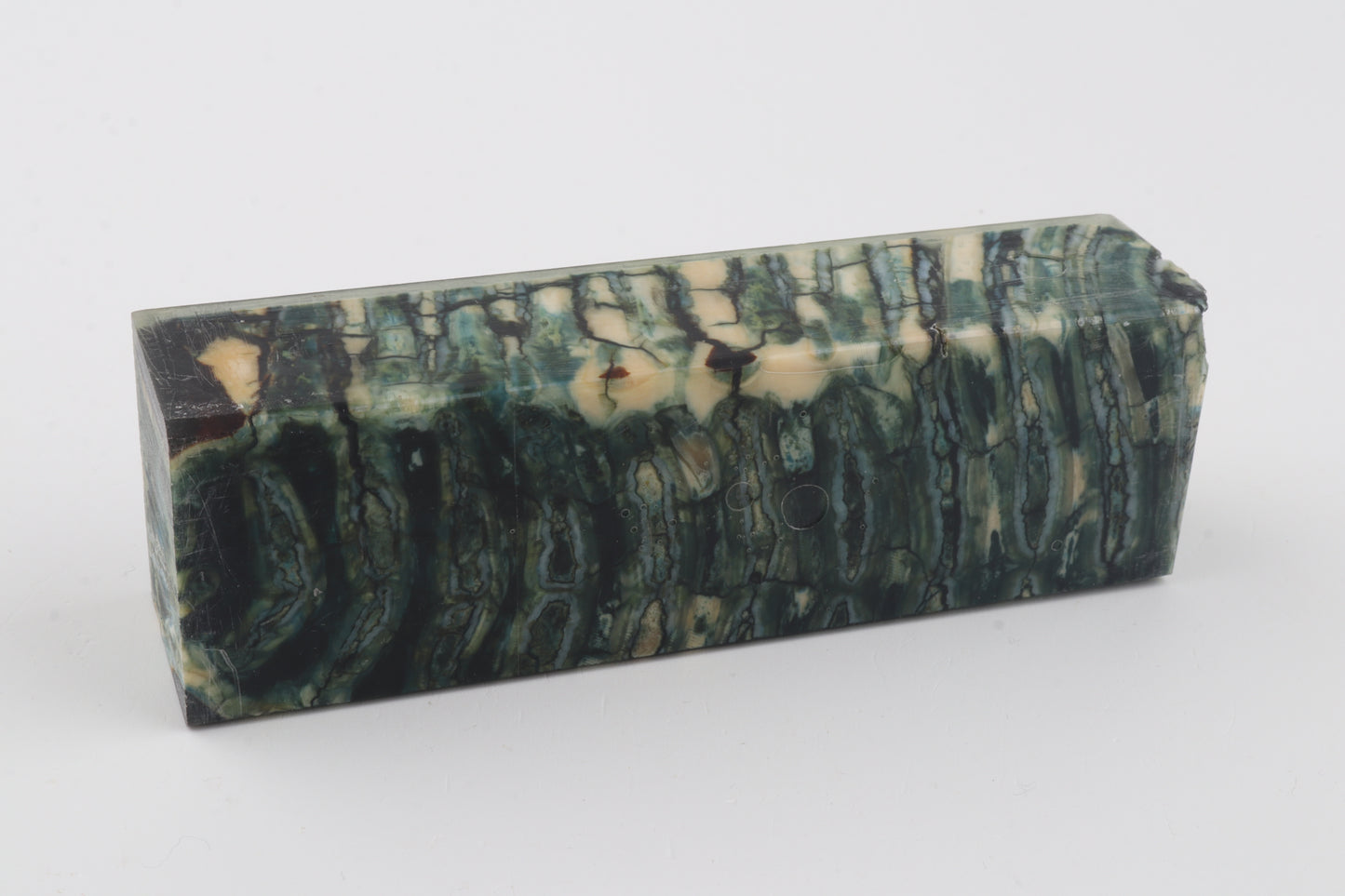 Stabilized mammoth molar block