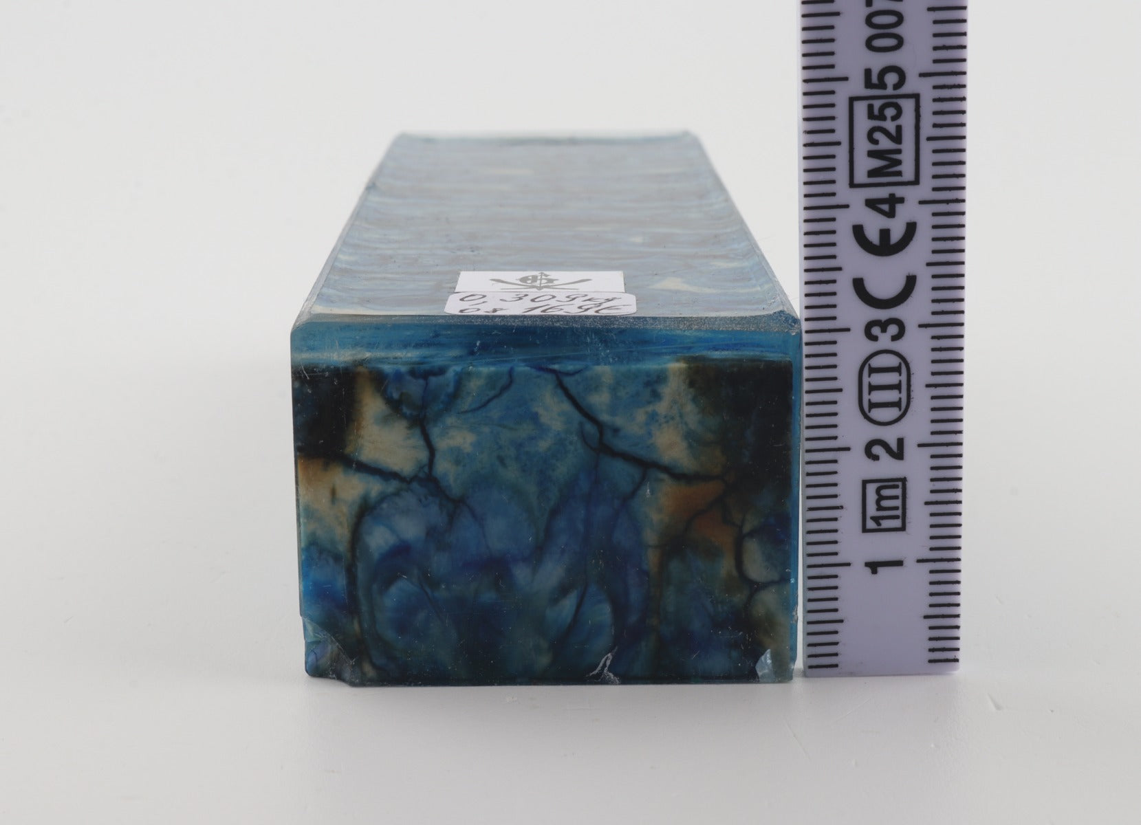 Stabilised mammoth molar block
