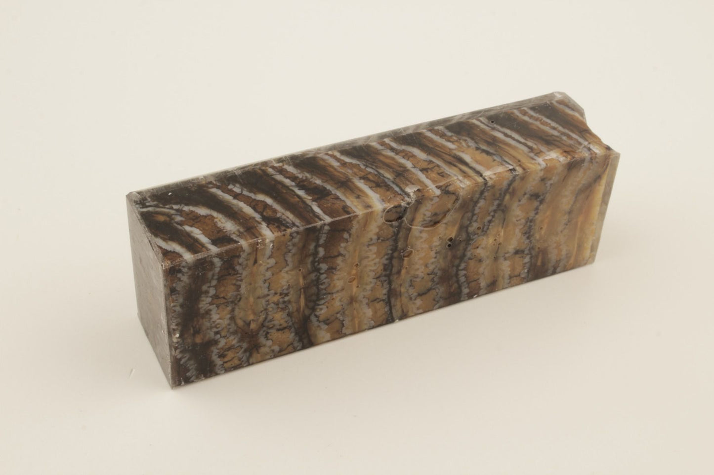 Stabilized mammoth molar block