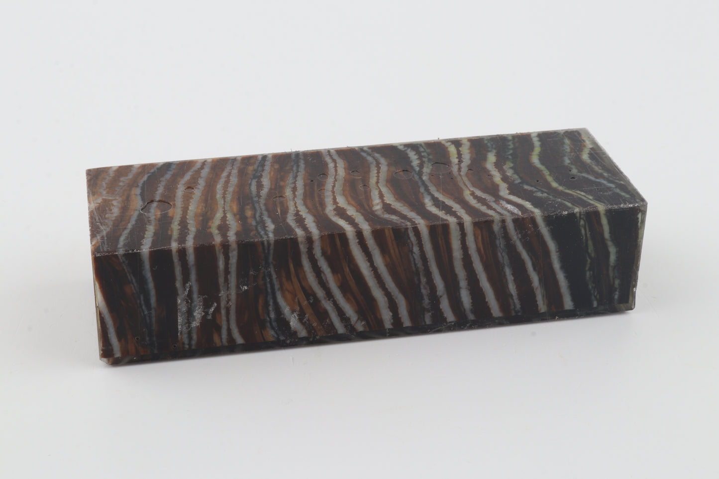 Stabilised mammoth molar block