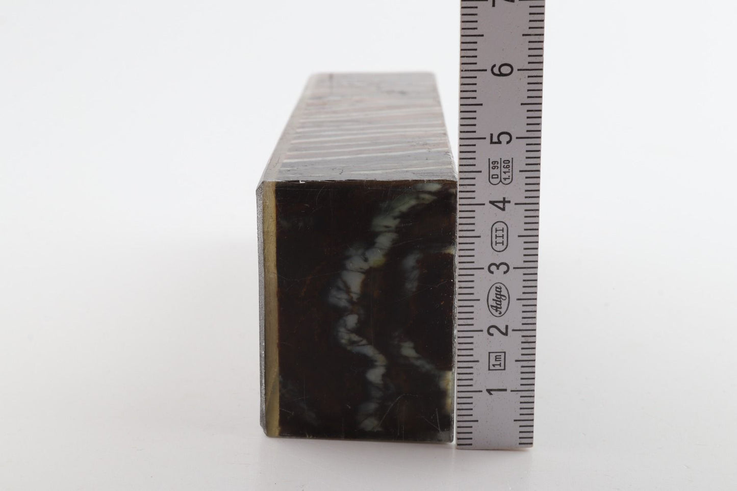 Stabilised mammoth molar block