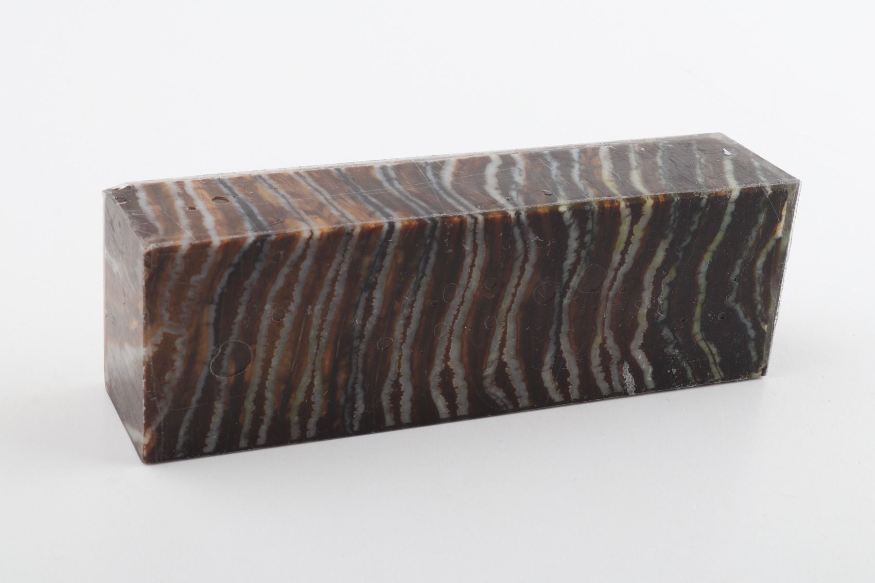 Stabilised mammoth molar block