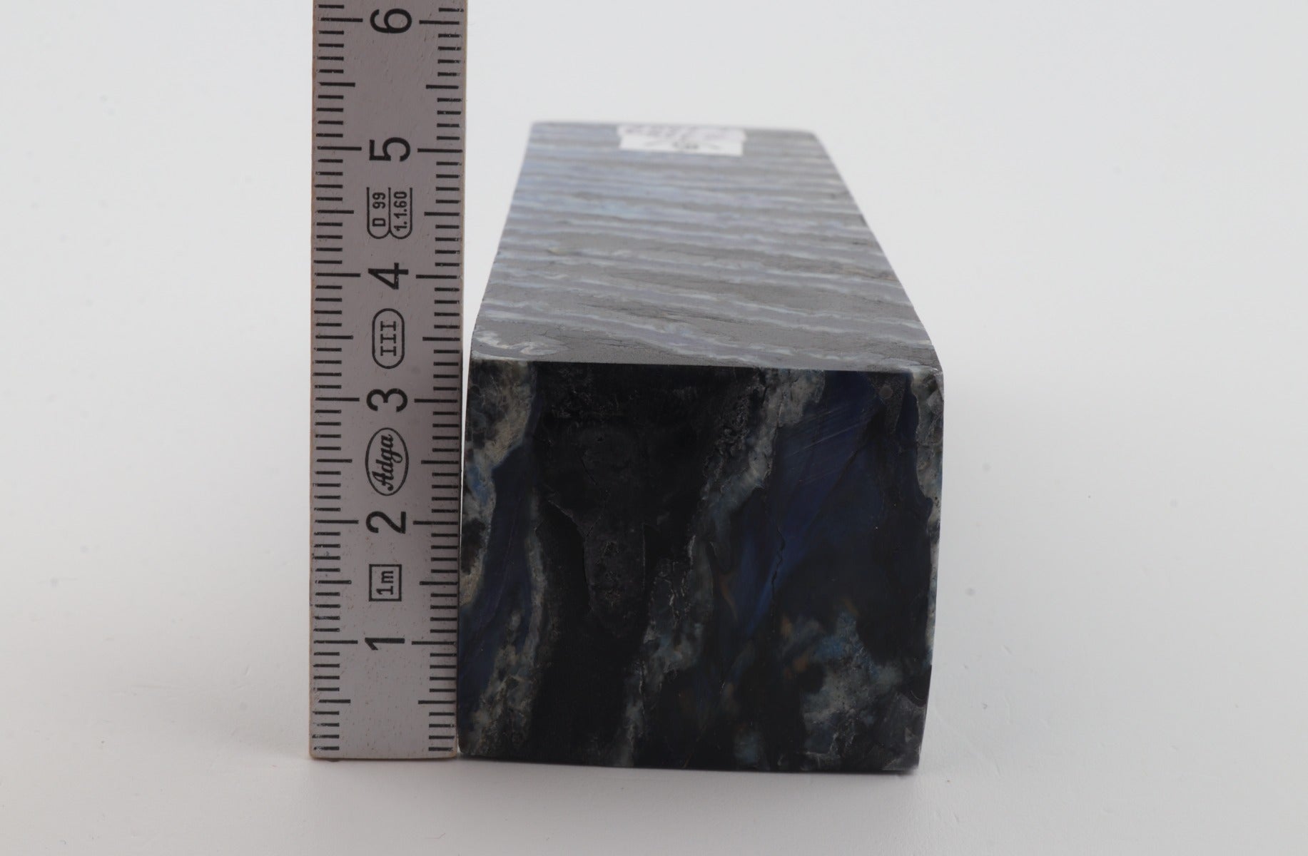 Stabilised mammoth molar block