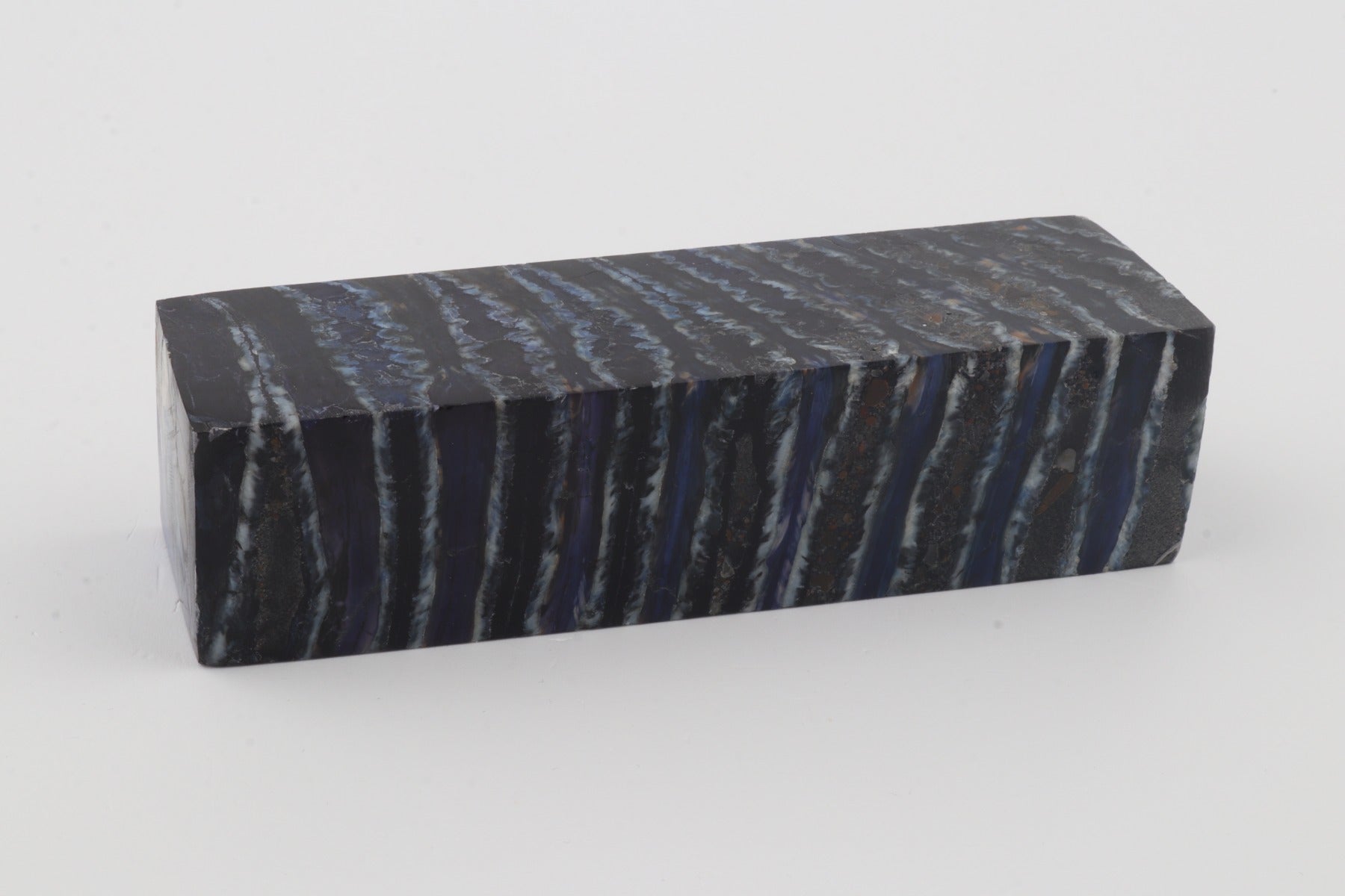 Stabilised mammoth molar block