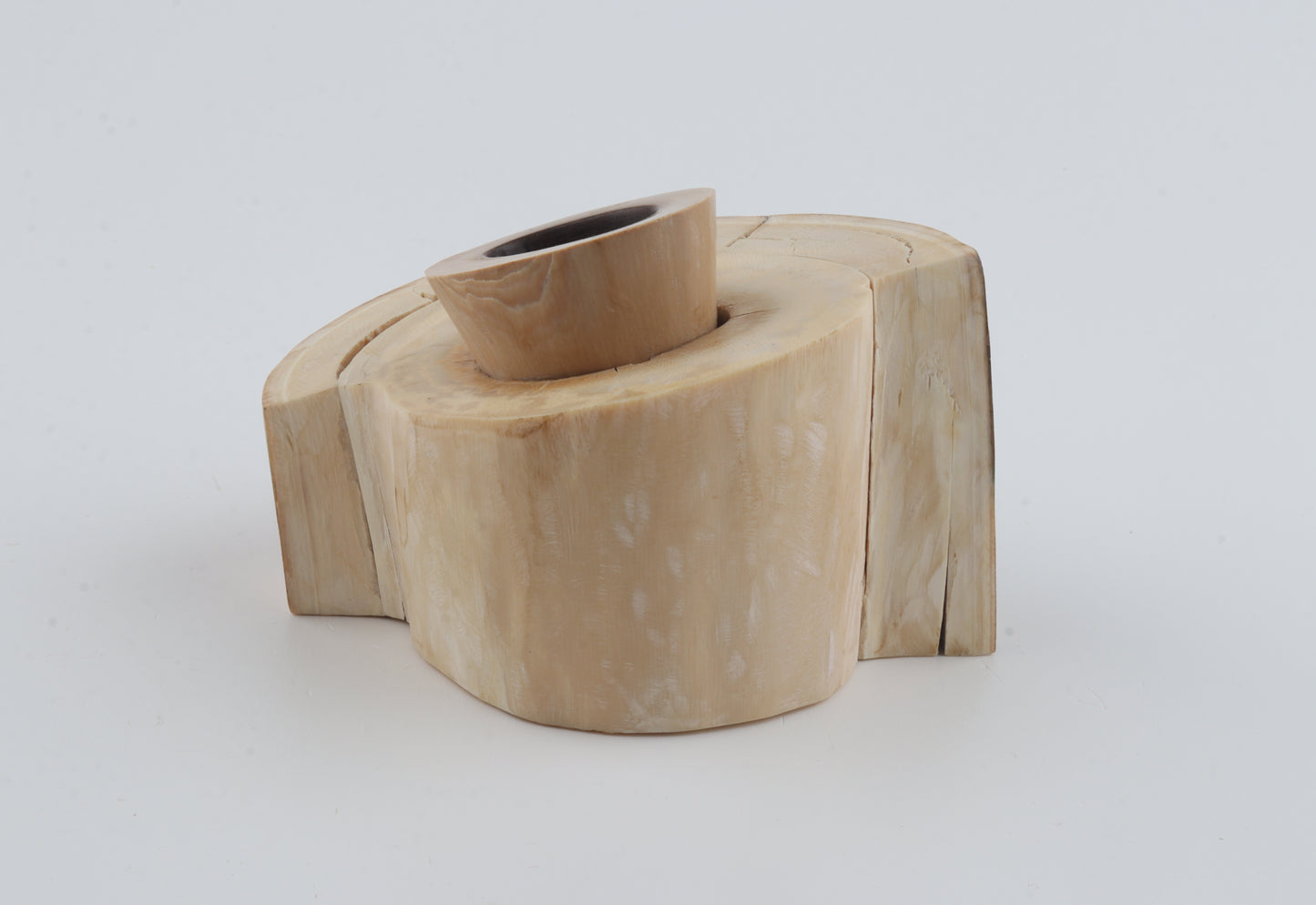 Round mammoth tusk piece