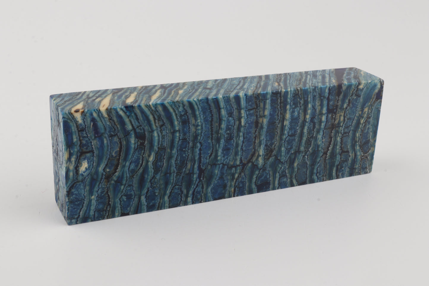 Stabilized mammoth molar block