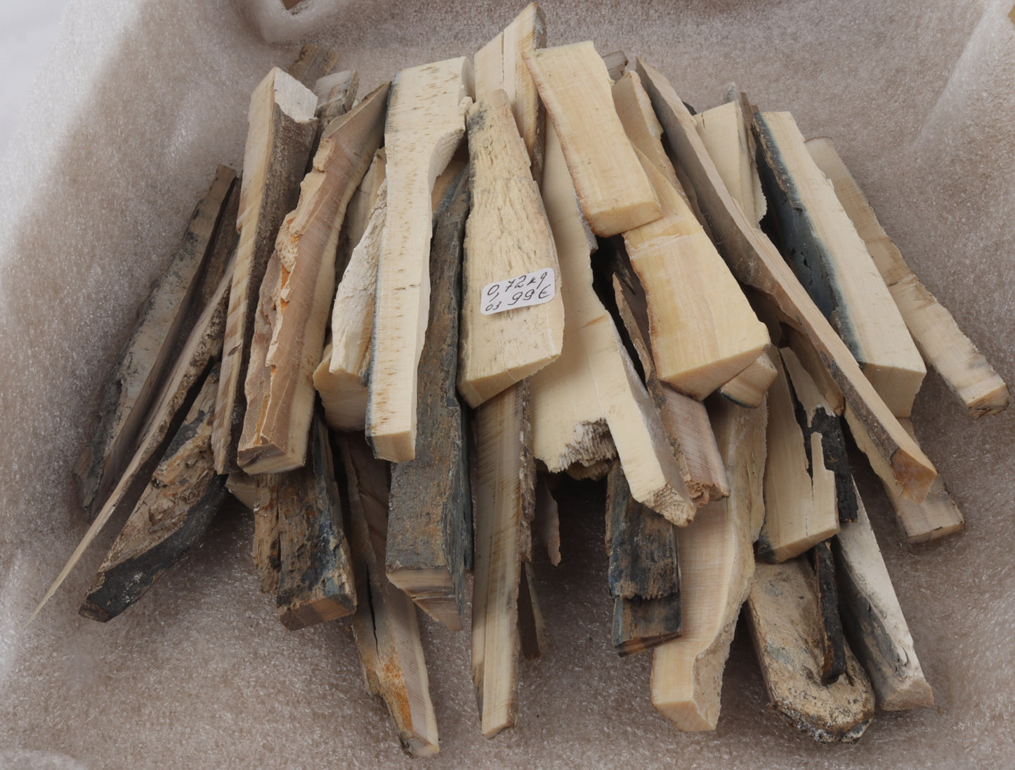 Untreated mammoth ivory offcuts