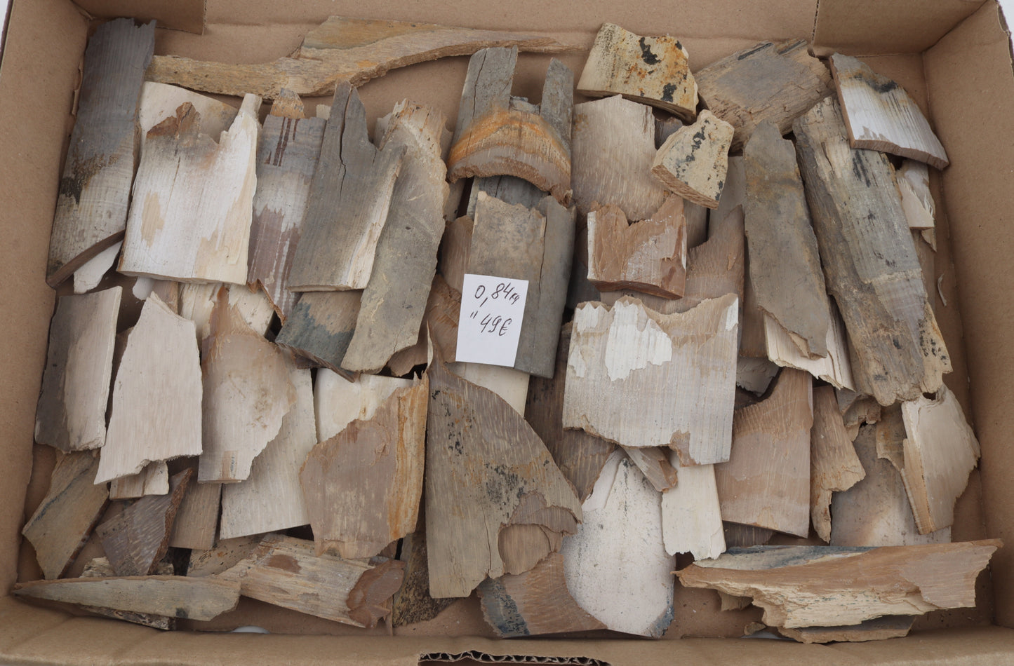 Untreated mammoth ivory offcuts