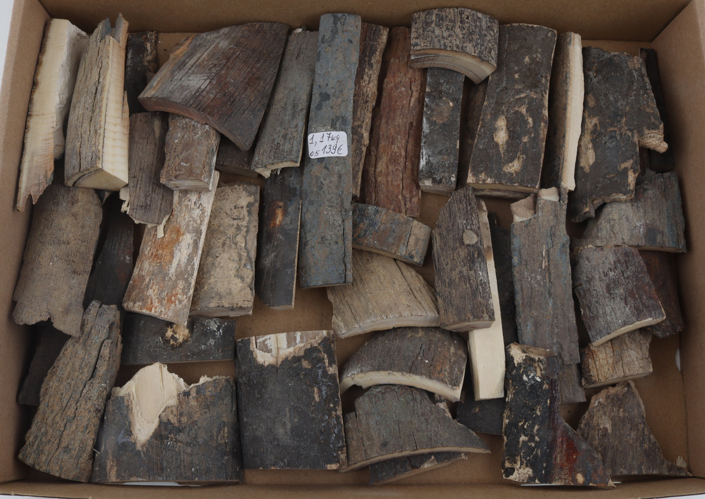 Raw woolly mammoth bark pieces