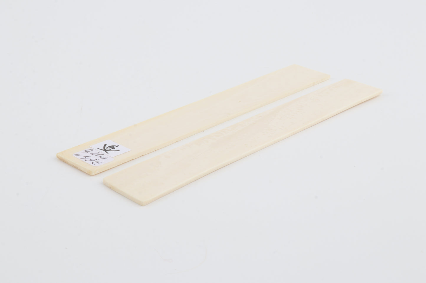 Natural mammoth ivory scales