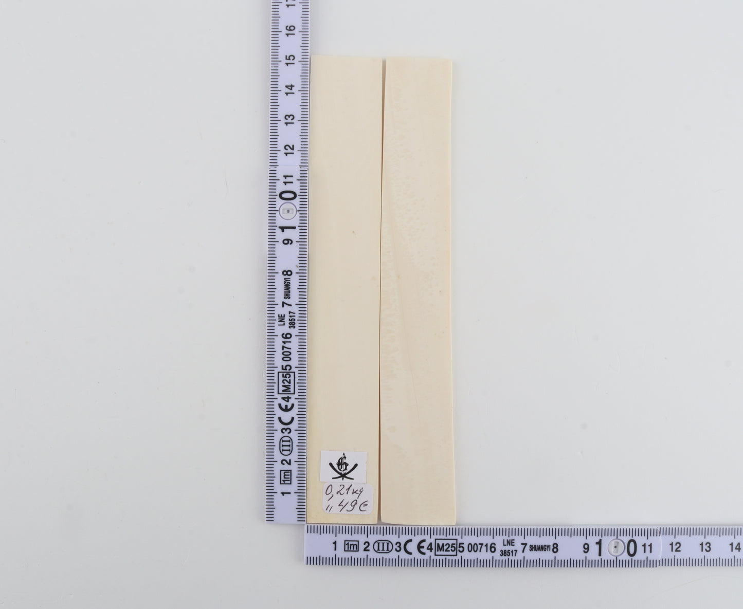 Natural mammoth ivory scales