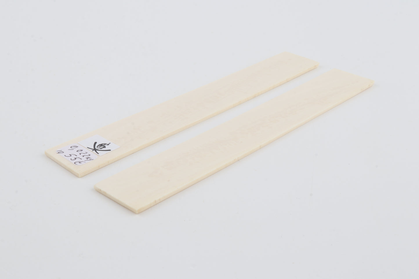 White natural mammoth ivory scales