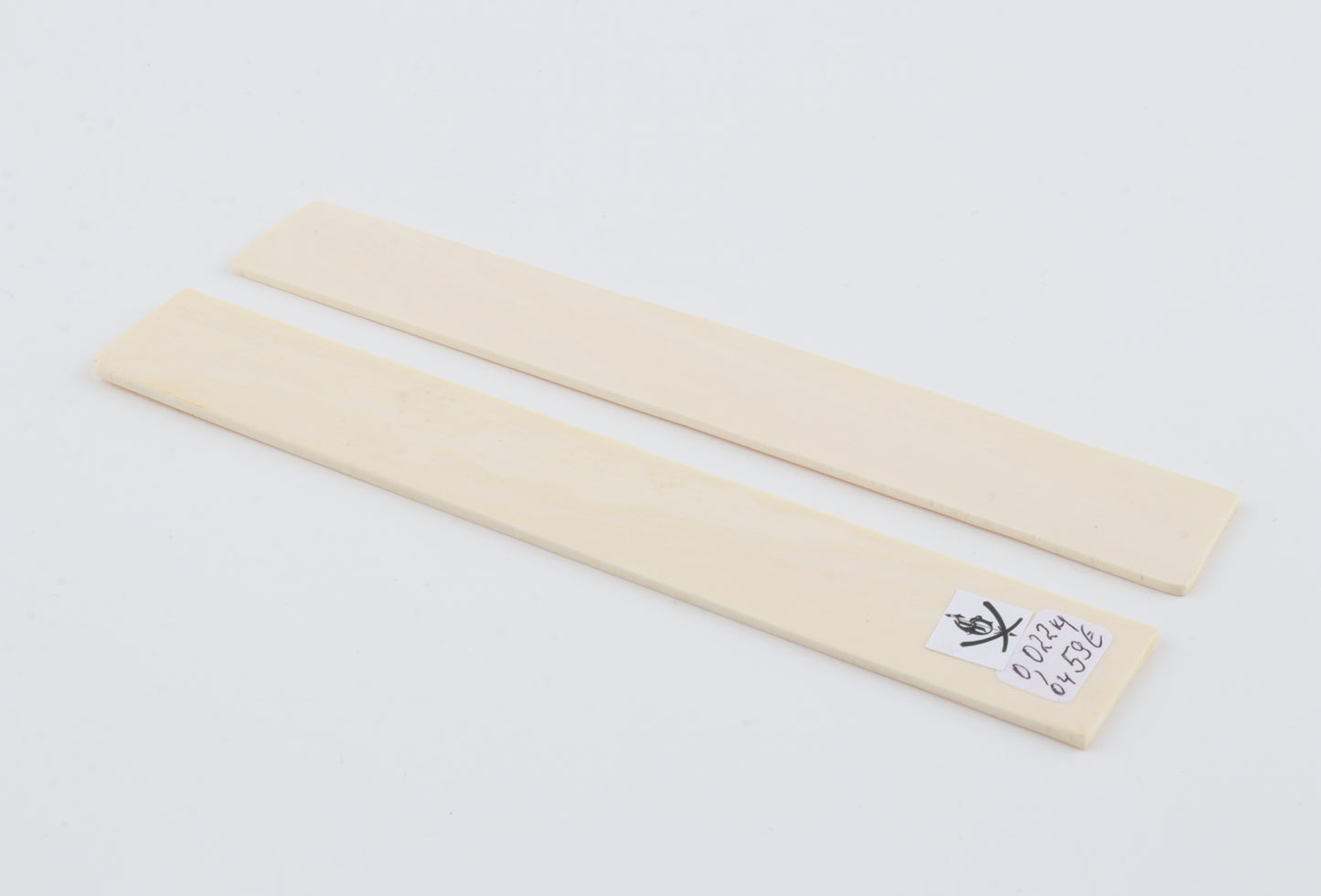 White mammoth ivory scales