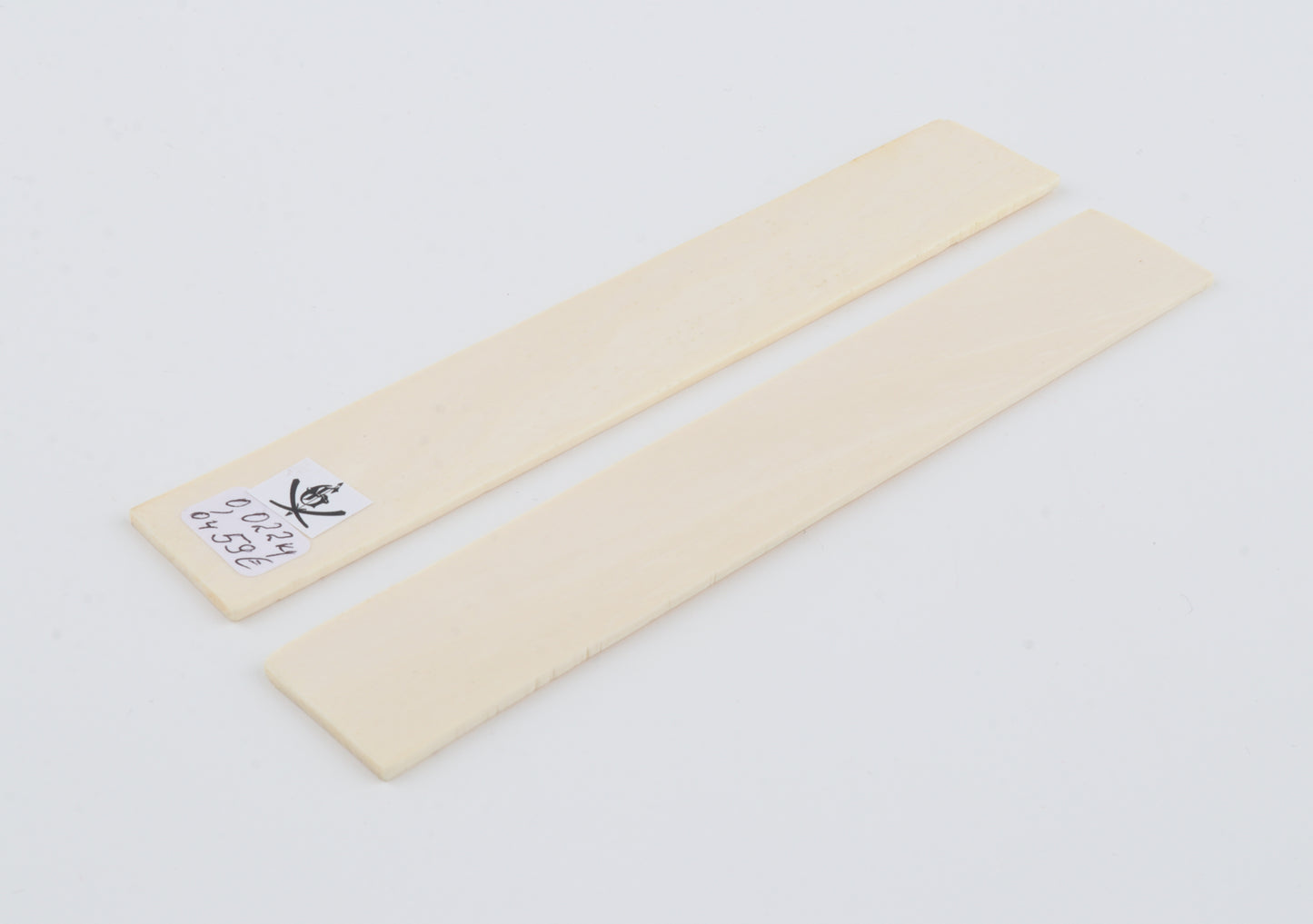 White mammoth ivory scales