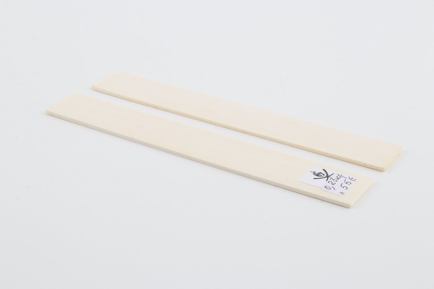 White mammoth ivory scales