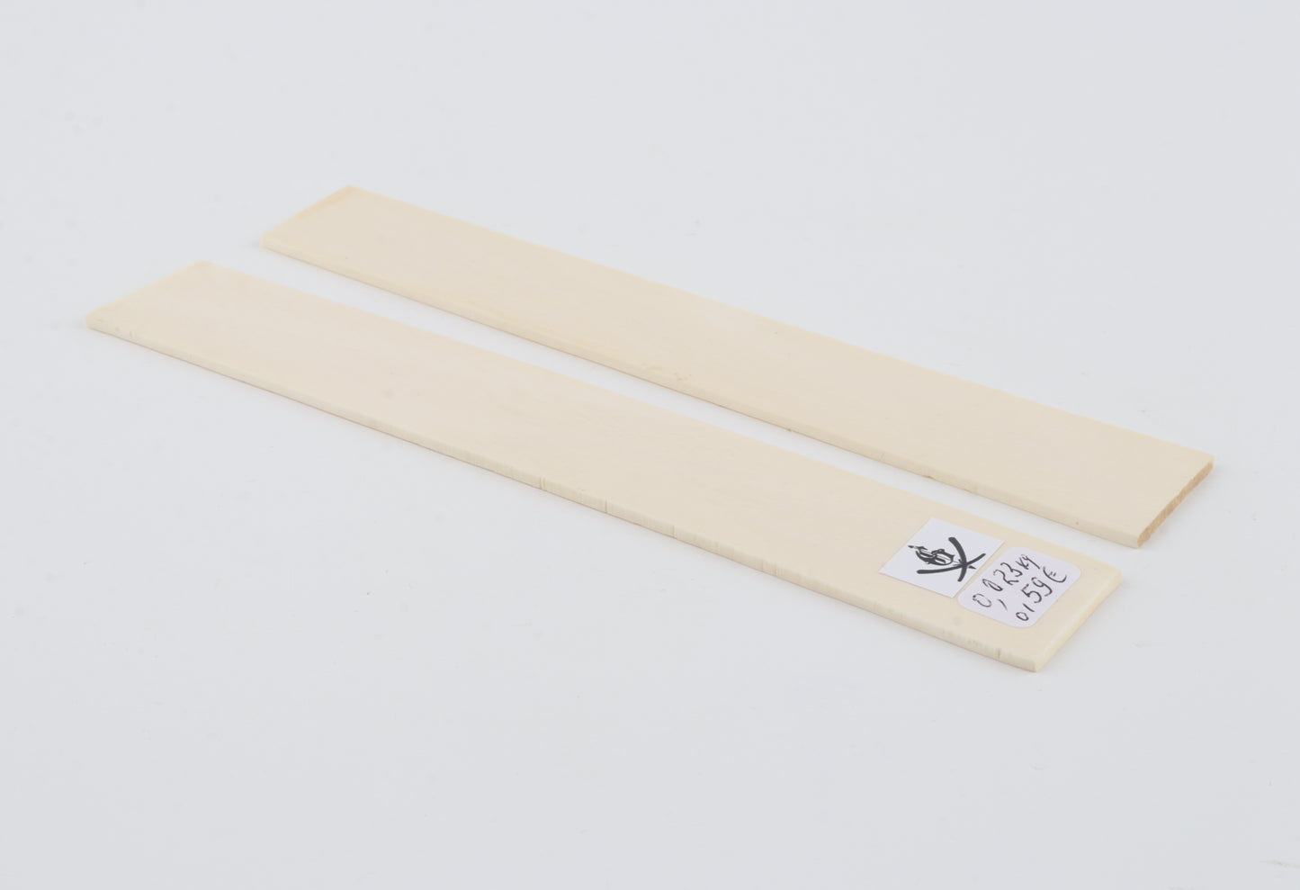 White mammoth ivory scales