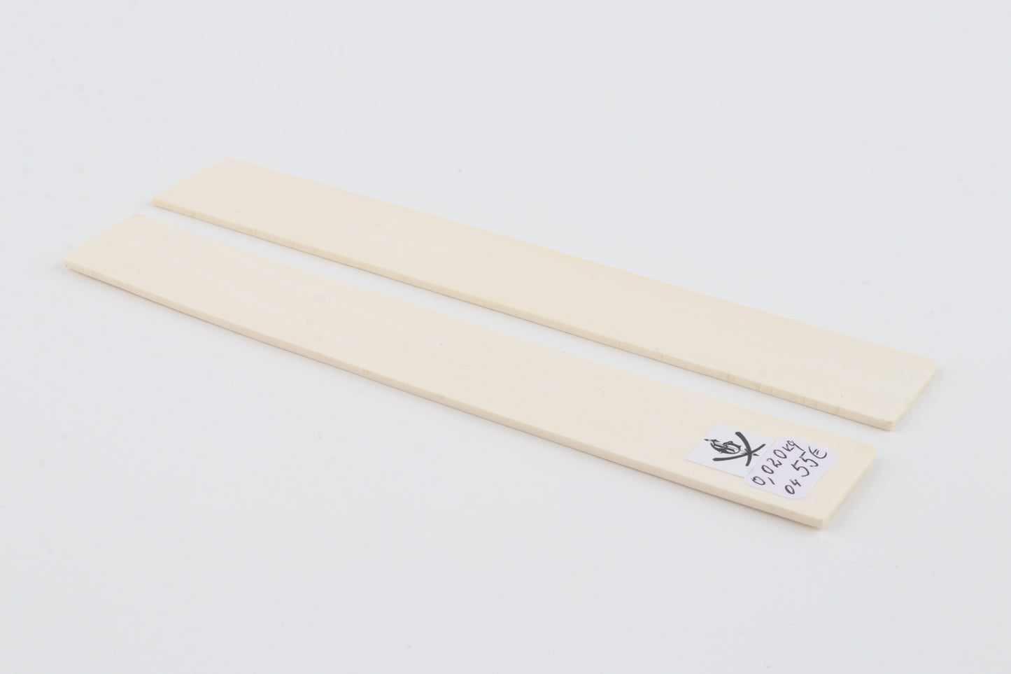 White mammoth ivory scales
