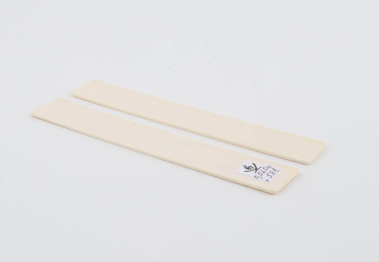 White mammoth ivory scales