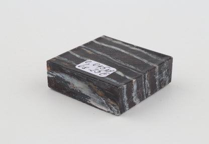 Stabilised mammoth molar block