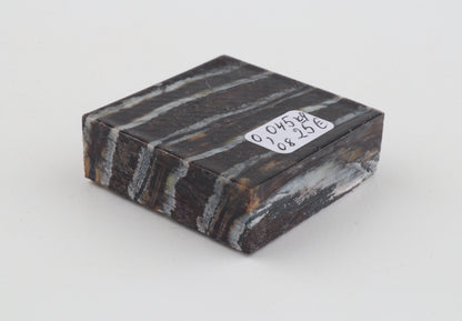 Stabilised mammoth molar block