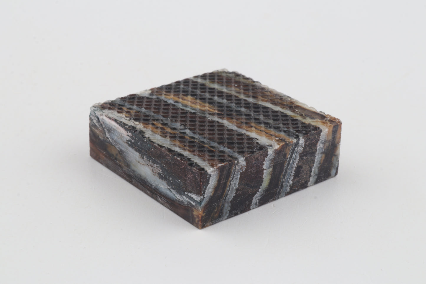 Stabilised mammoth molar block