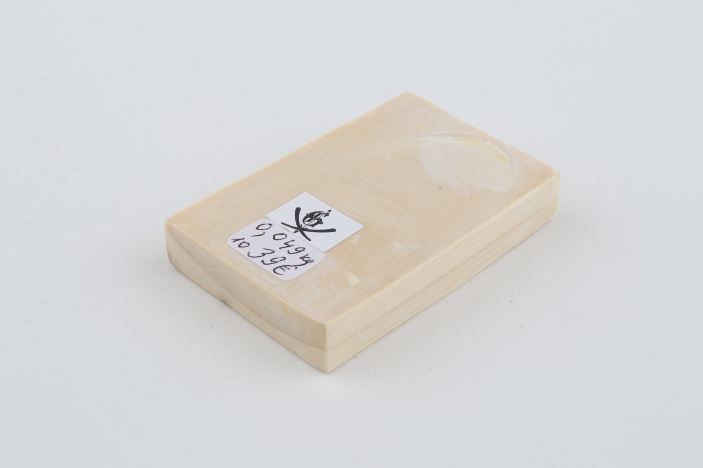 White mammoth ivory segment