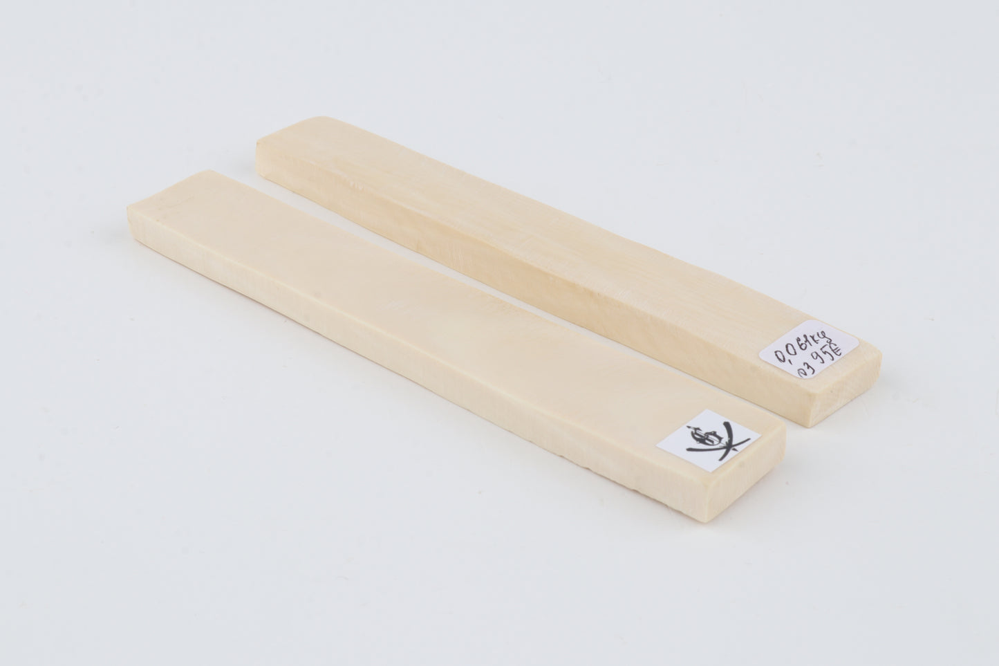 White mammoth ivory scales