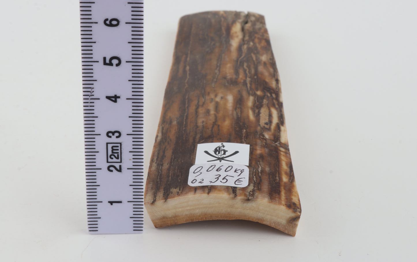 Beige-brown mammoth bark