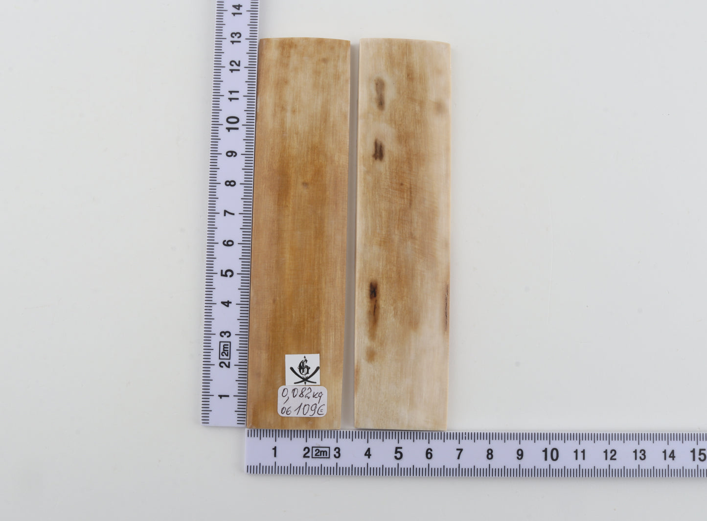 Natural mammoth bark scales