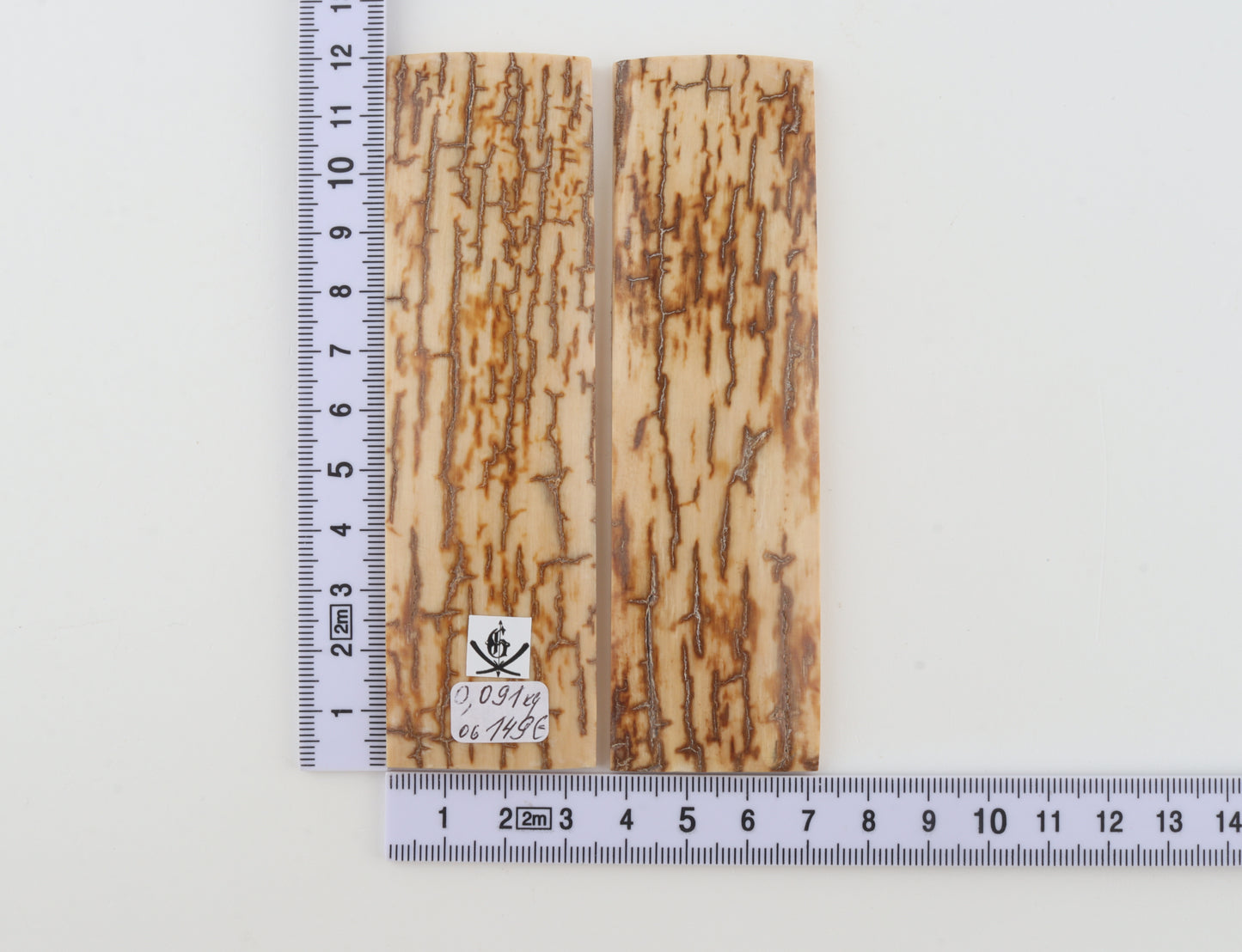 Natural mammoth bark scales
