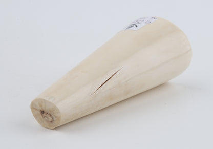 Round mammoth ivory piece