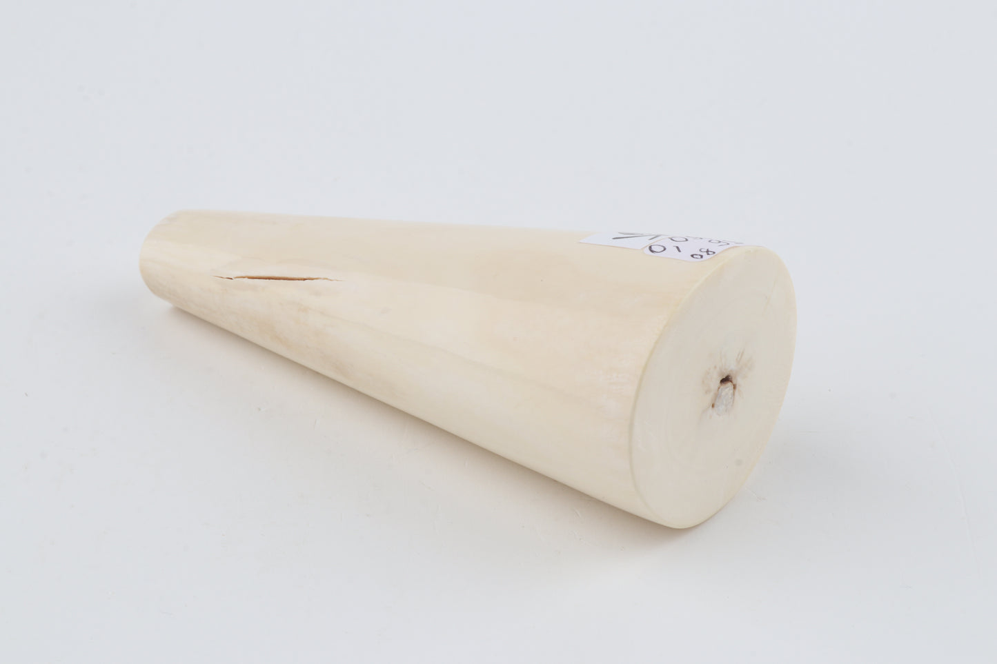 Round mammoth ivory piece