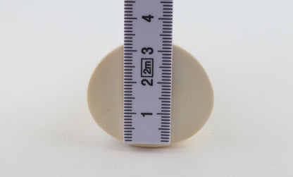 Round mammoth ivory piece