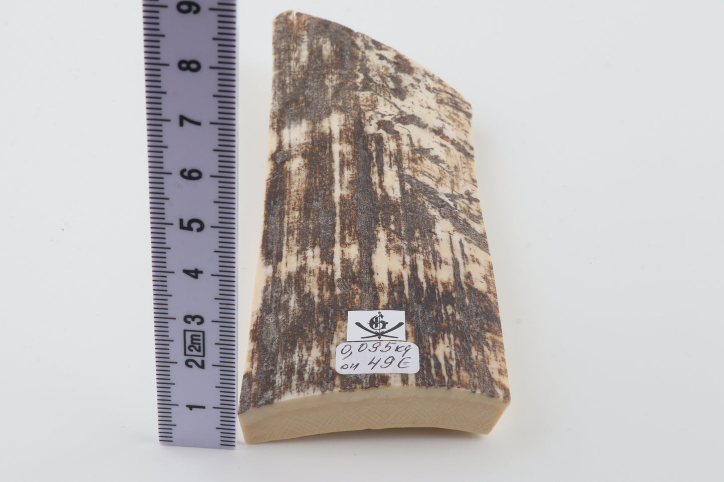 Brown-white mammoth bark