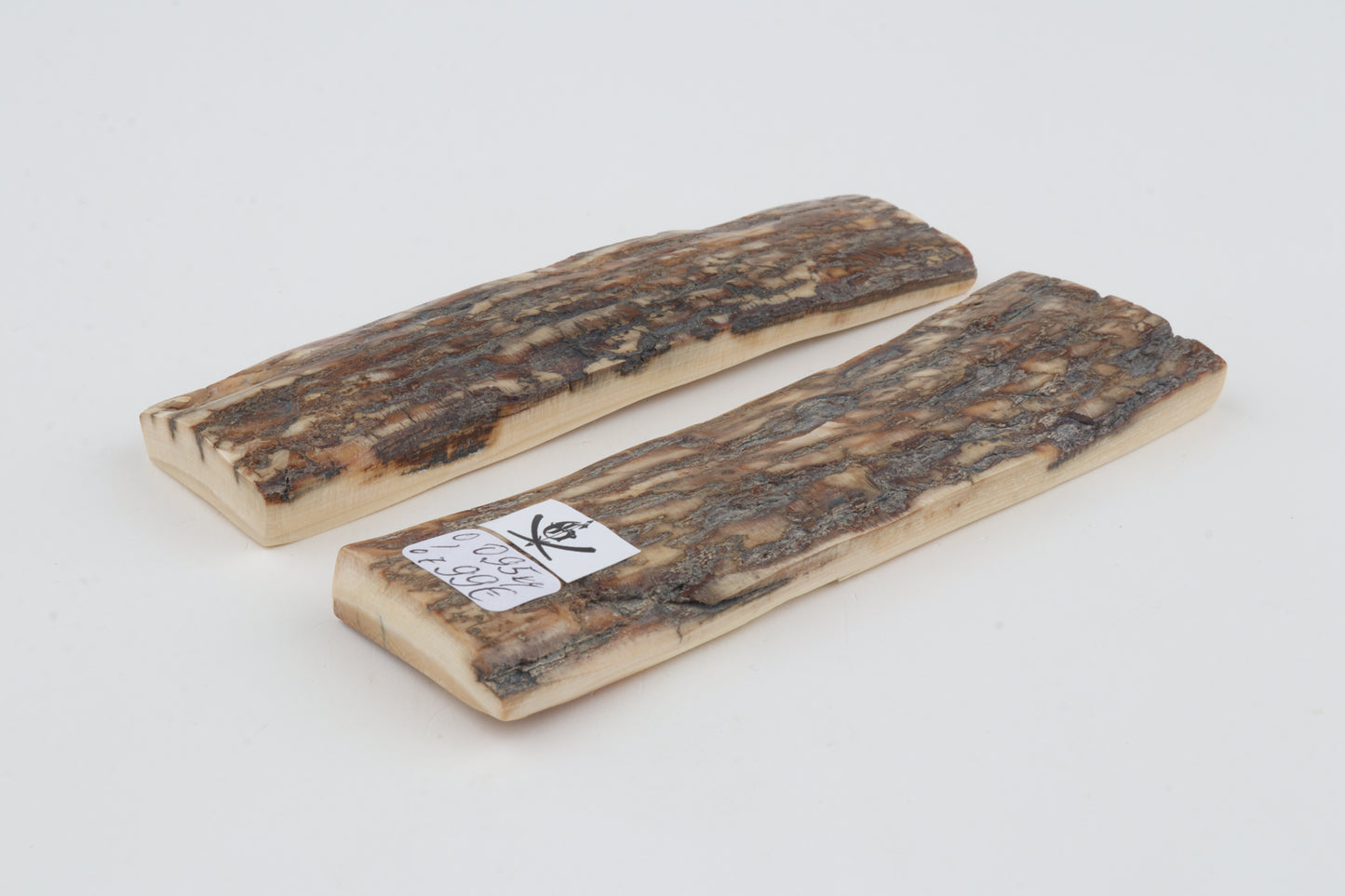 Natural mammoth bark scales