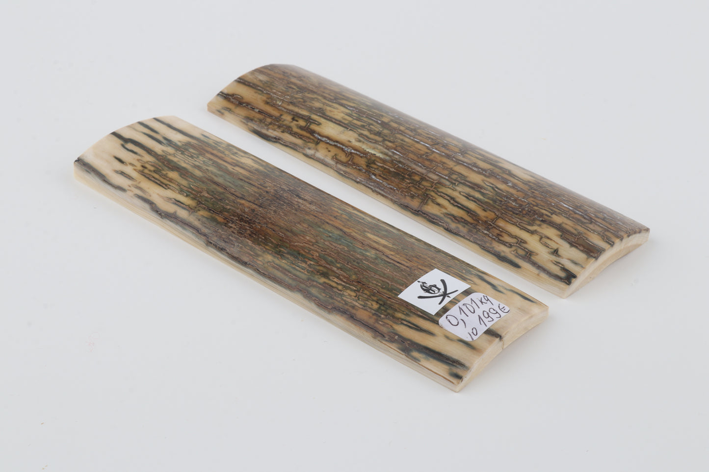 Natural mammoth bark scales