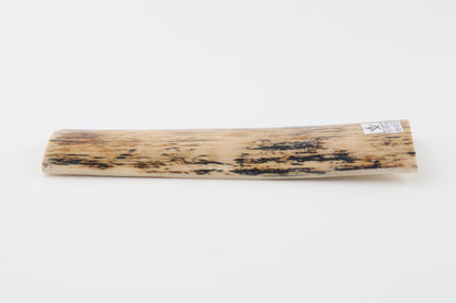 Creme-black mammoth bark