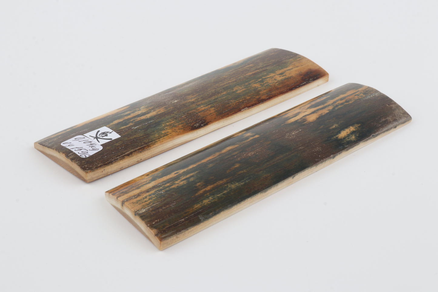 Natural mammoth bark scales