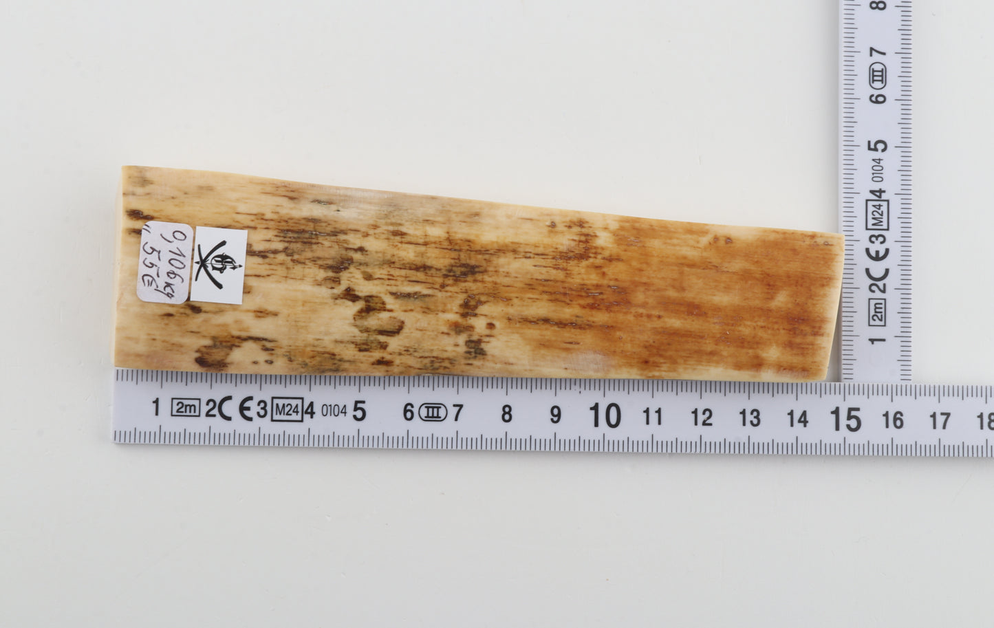 Creme-orange mammoth bark