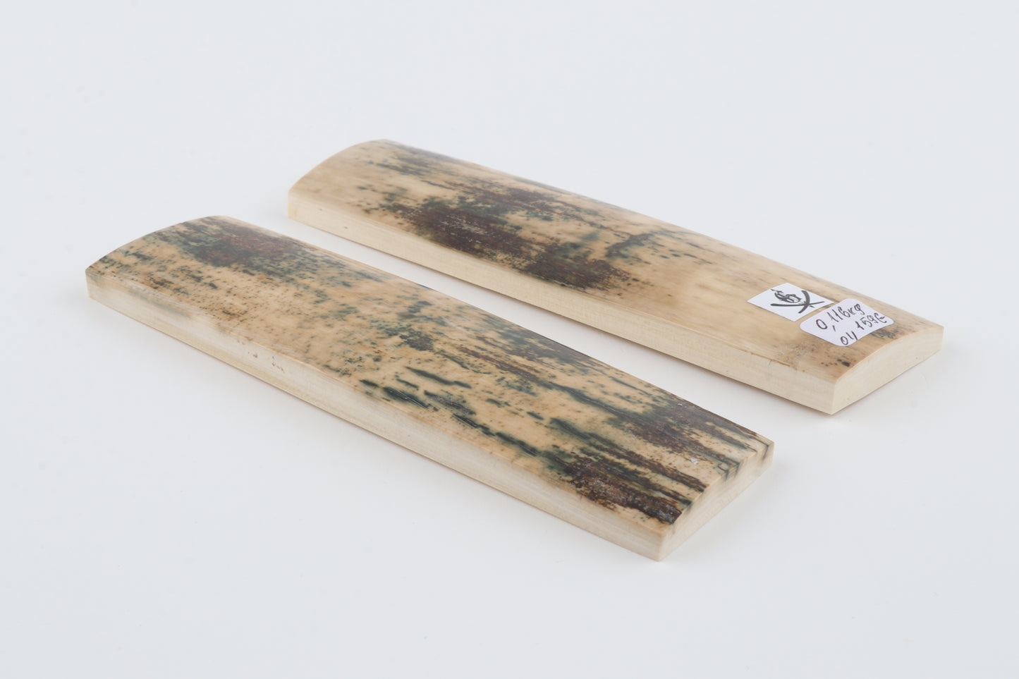 Natural mammoth bark scales