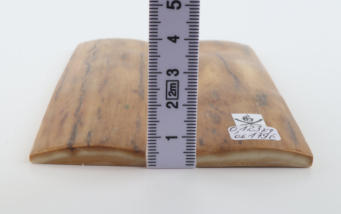 Natural mammoth bark scales
