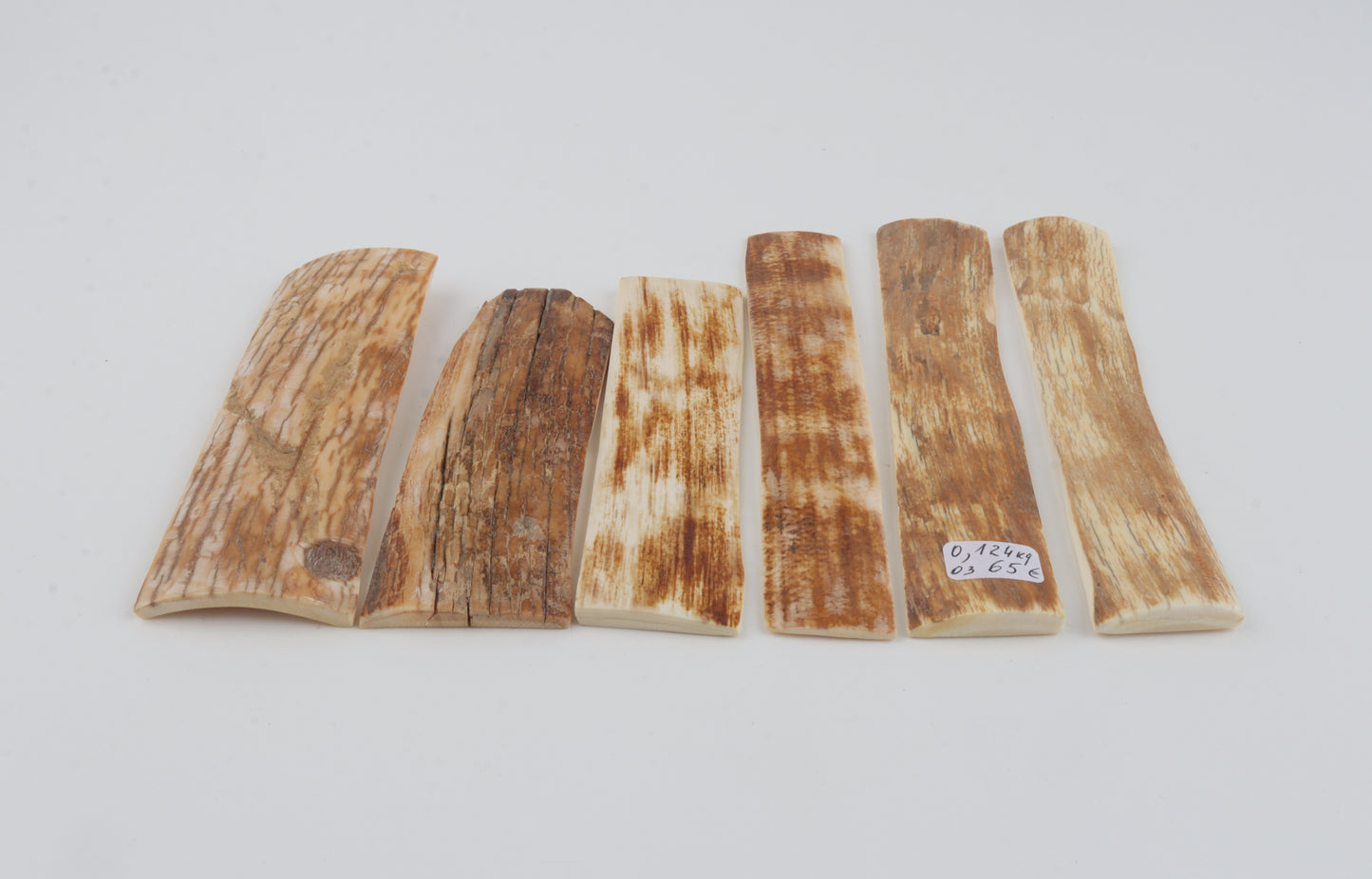 Natural mammoth bark pieces